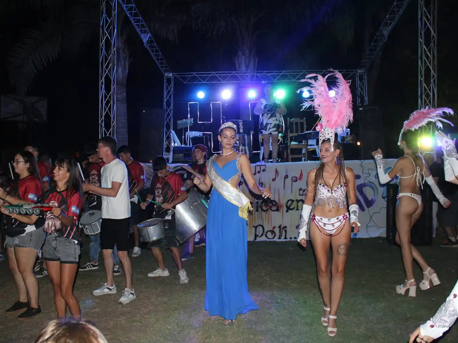 Hernández dio inicio a los Corsos Municipales 2024