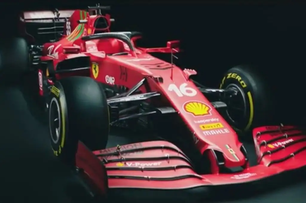 Error informático arruina la presentación del nuevo bólido de Ferrari