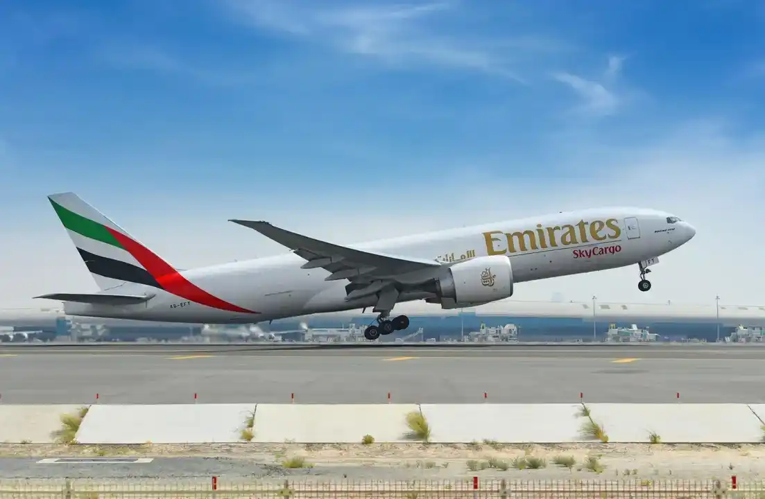 El Gobierno habilitó a Emirates a operar vuelos internos de carga en Argentina.
