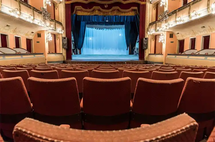 El Teatro 3 de Febrero presenta una variada programación cultural para marzo en Paraná