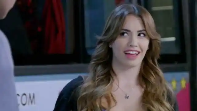 Lali responde: “¿podrías ser pareja de Mariano Martínez?”