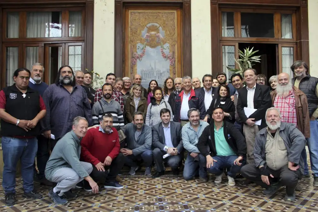 Compromiso para un “acuerdo multisectorial” ante la crisis
