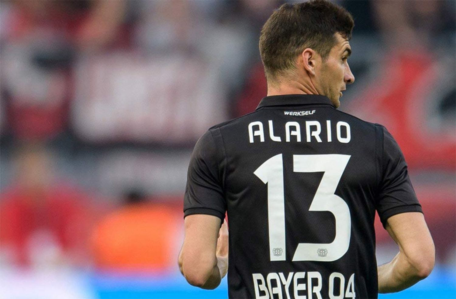 Alario debutó y convirtió el primer gol