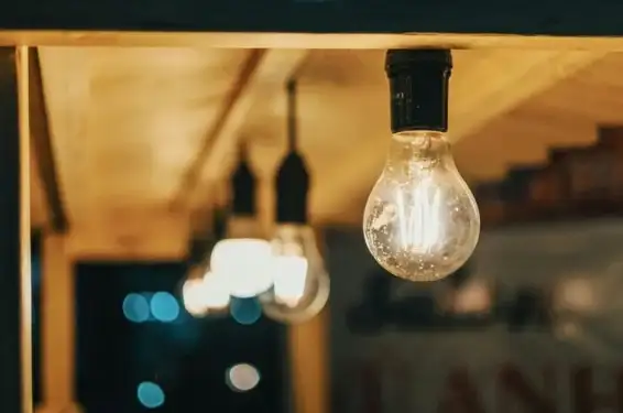 La cautelar que frenó los aumentos de luz también abarca a las cooperativas
