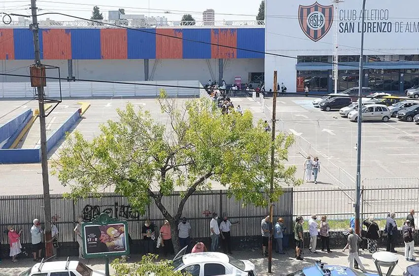 Investigan la muerte de una mujer de 86 años que había asistido a vacunarse contra el Covid
