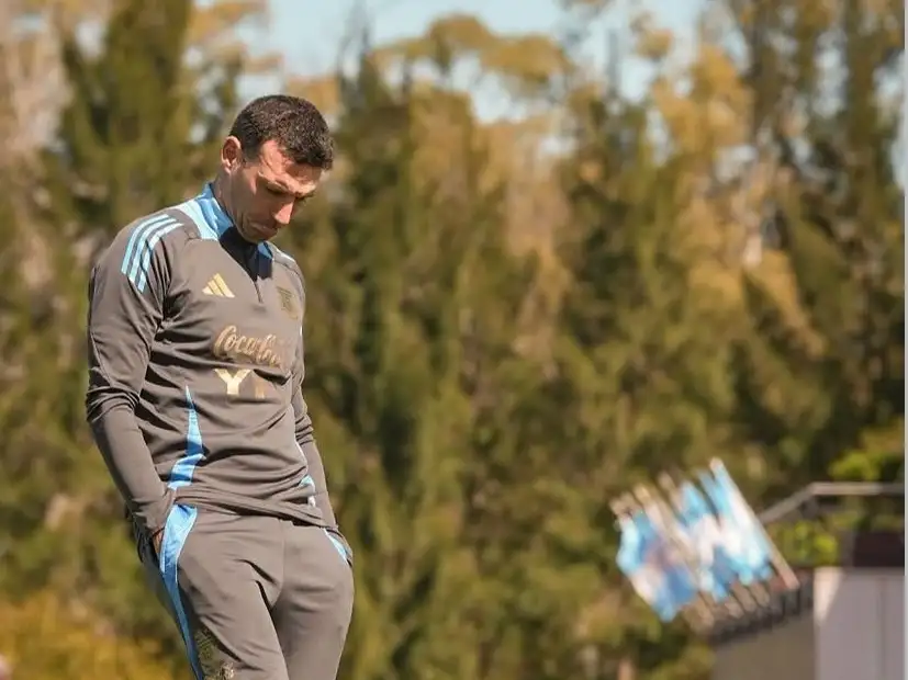 Los tres nombres “tapados” que Scaloni monitorea para la lista de la Selección