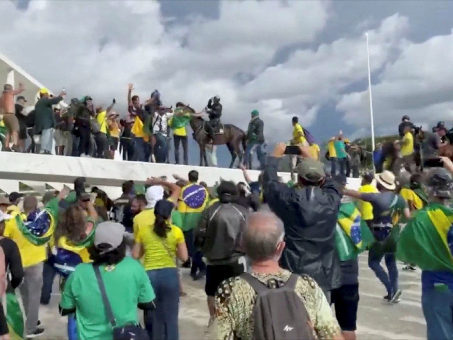Intento de golpe de Estado en Brasil: inicia la investigación de los disturbios