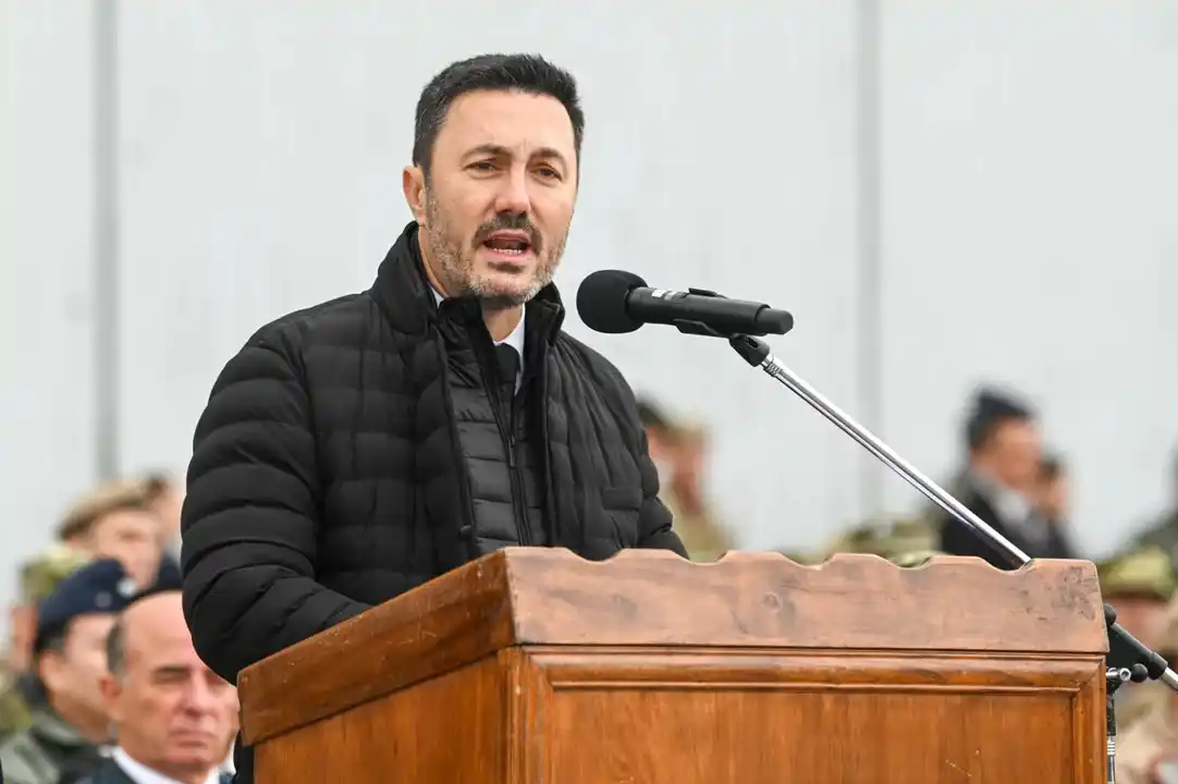 Ministro de Defensa, Luis Petri