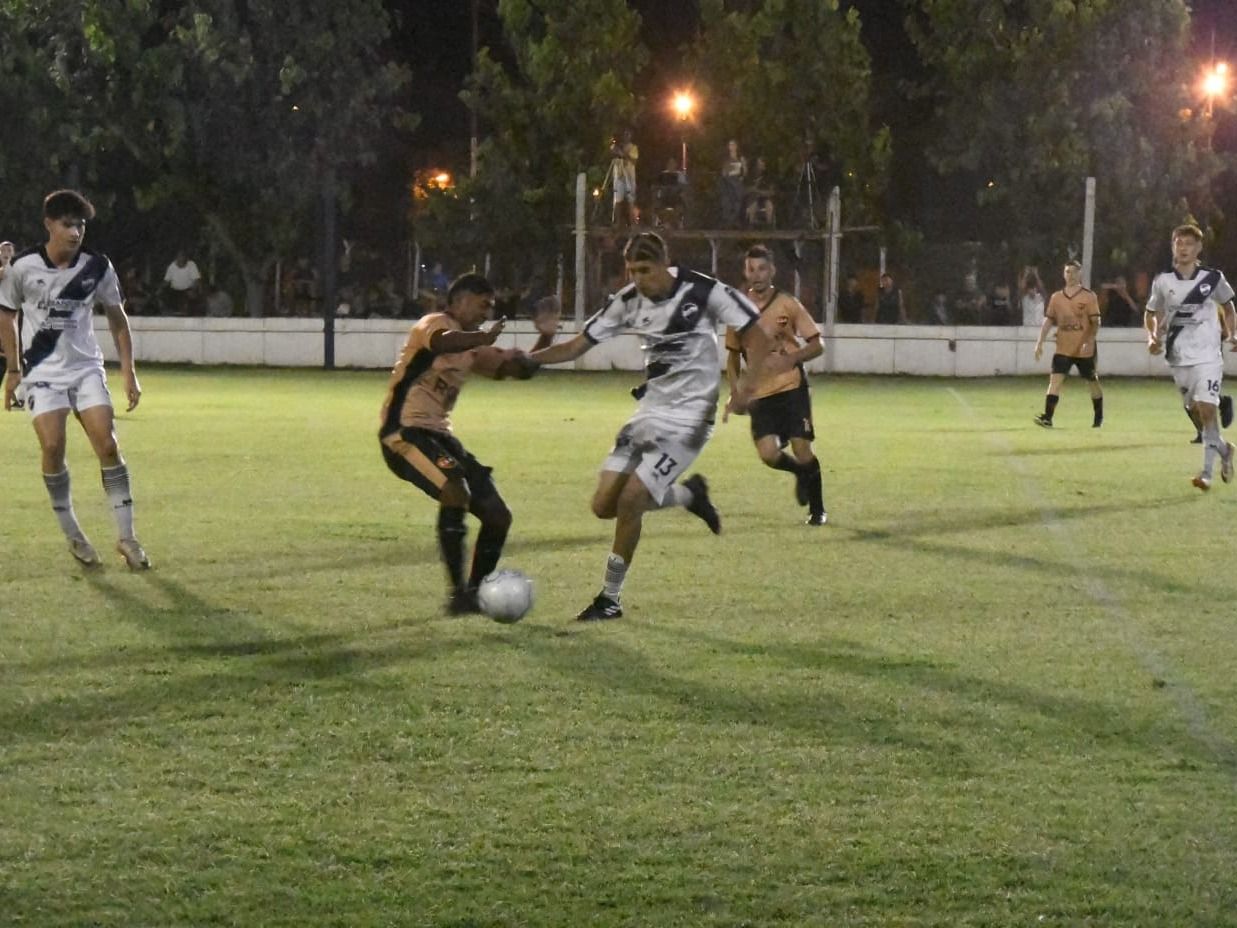 La BH visita a las 21 a Domingo F. Sarmiento .Foto @clubbenhur