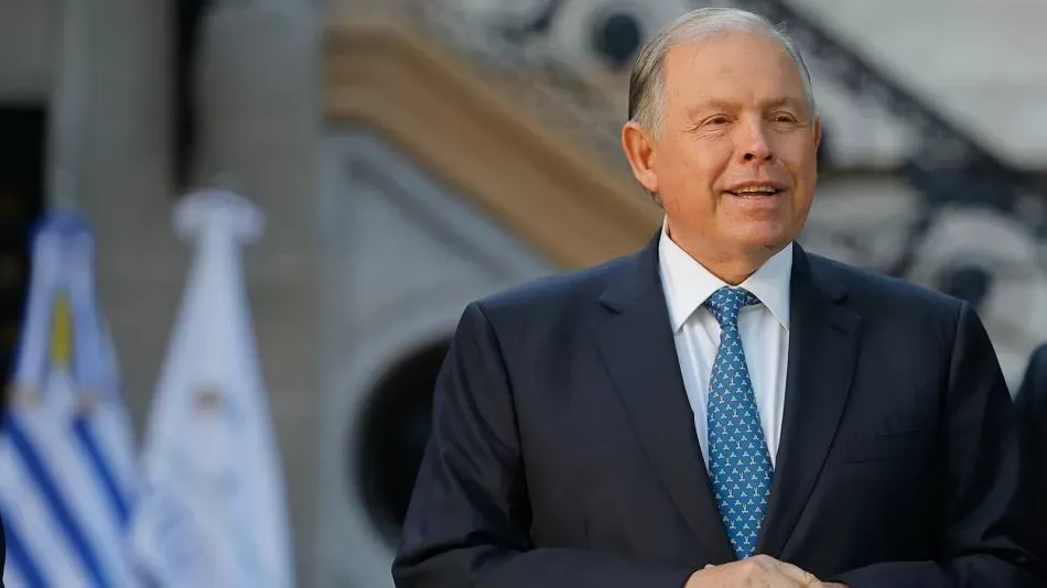 Tras días de rumores renunció Wethein a la Cancillería