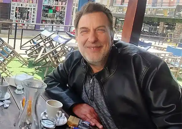 Concejal de La Costa opinó de los problemas en las playas de Santa Teresita y Mar de Ajó: "Se llenó de turismo marrón"