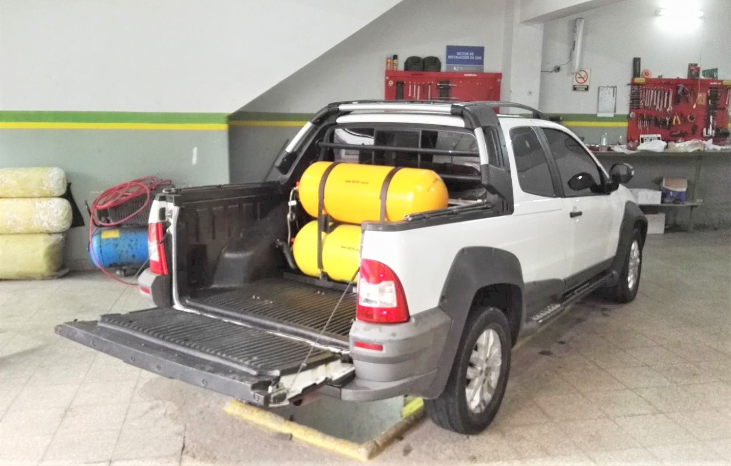Entra en vigencia este jueves un nuevo requisito para los autos con GNC