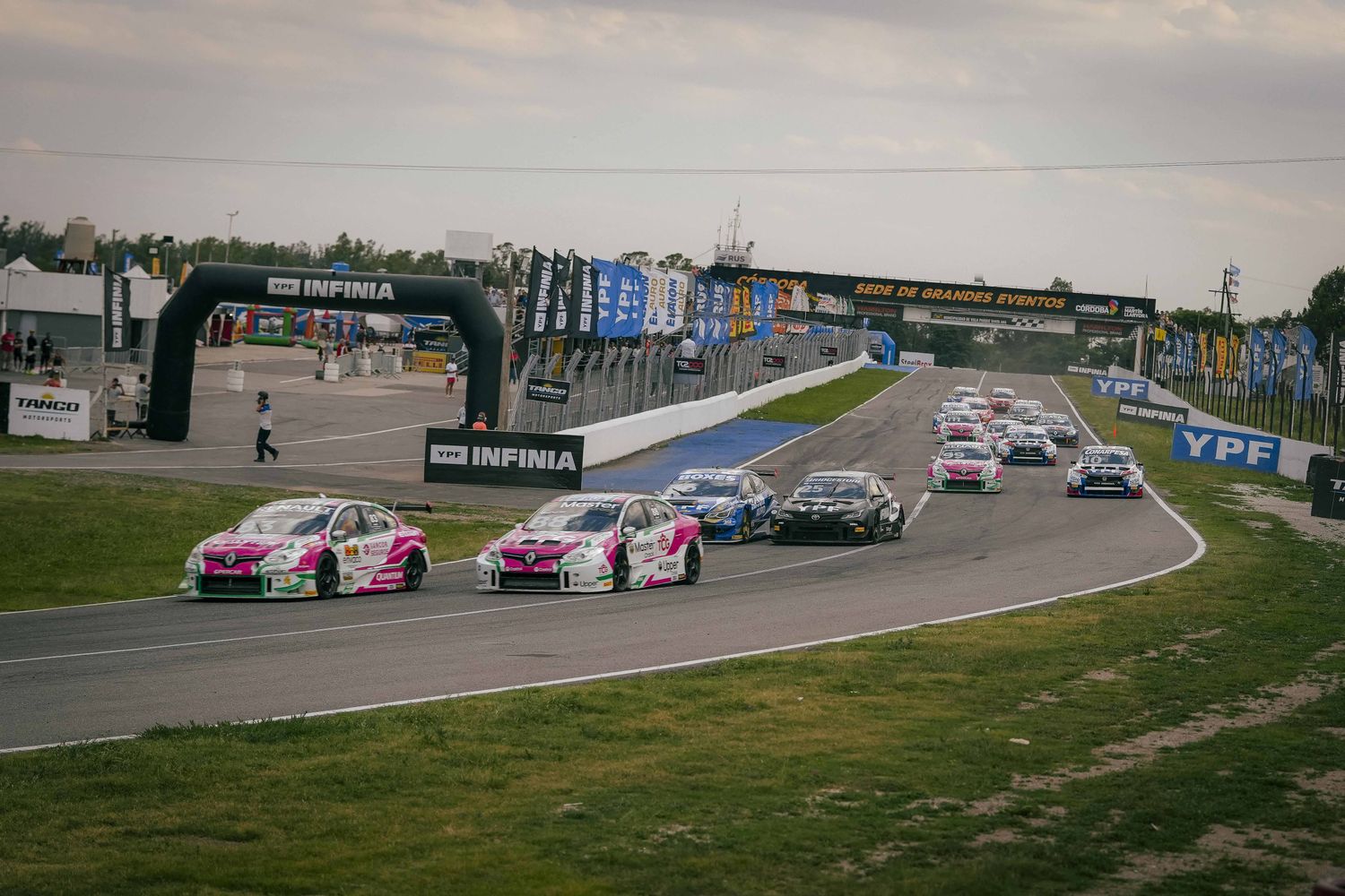 Tiago Pernía terminó segundo en Alta Gracia en la penúltima fecha del TC 2000