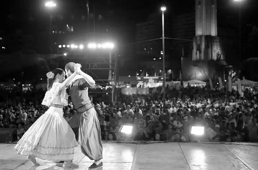 Efecto coronavirus: por primera vez en 36 años, no habrá Fiesta de las Colectividades en Rosario