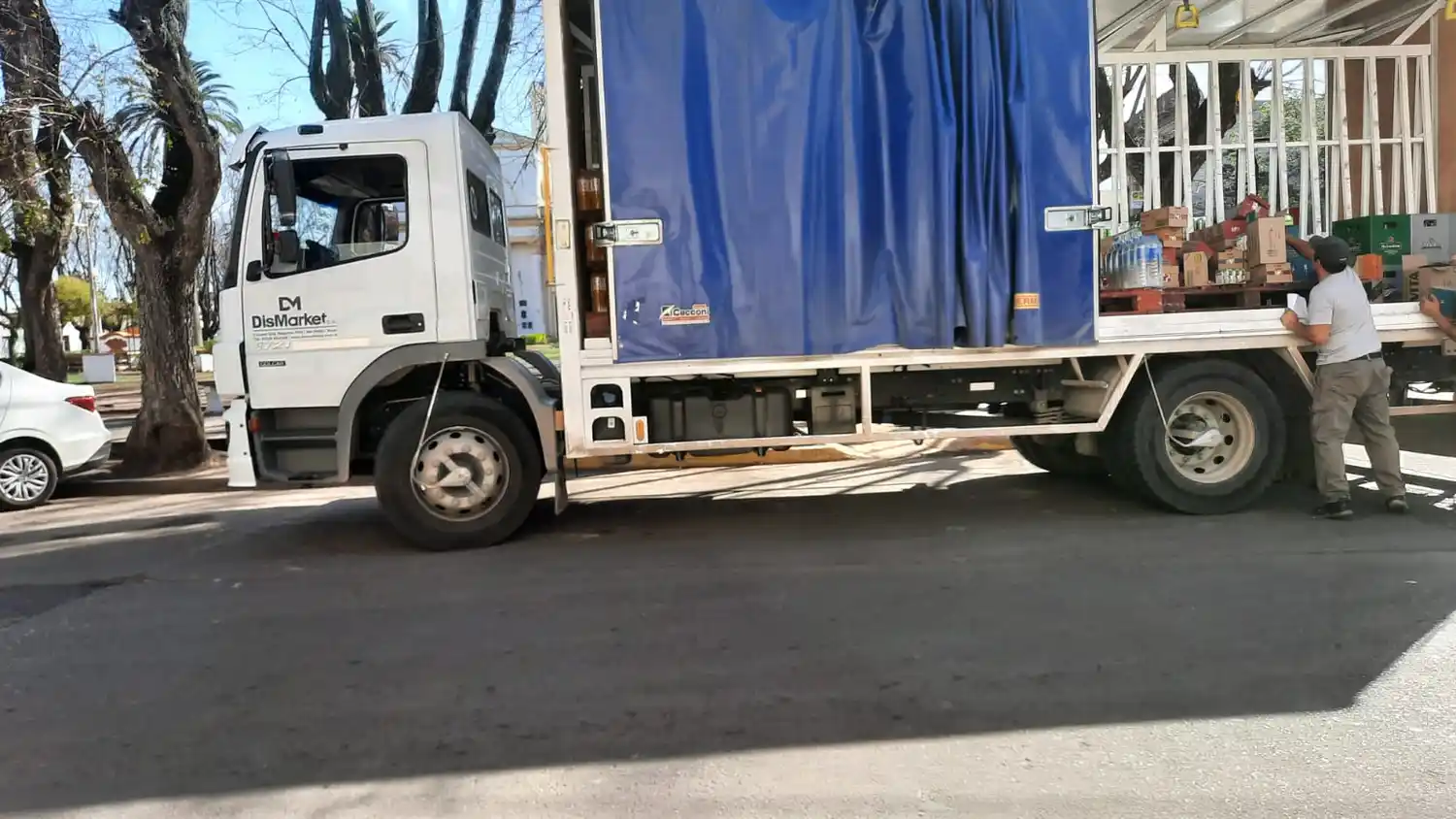 Carga y descarga de mercadería: habrá horario limitado y dársenas especiales en la zona céntrica