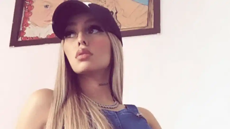 Insólito: Tamara Báez mostró un divertido objeto con "forma sexual" y se viralizó en redes sociales