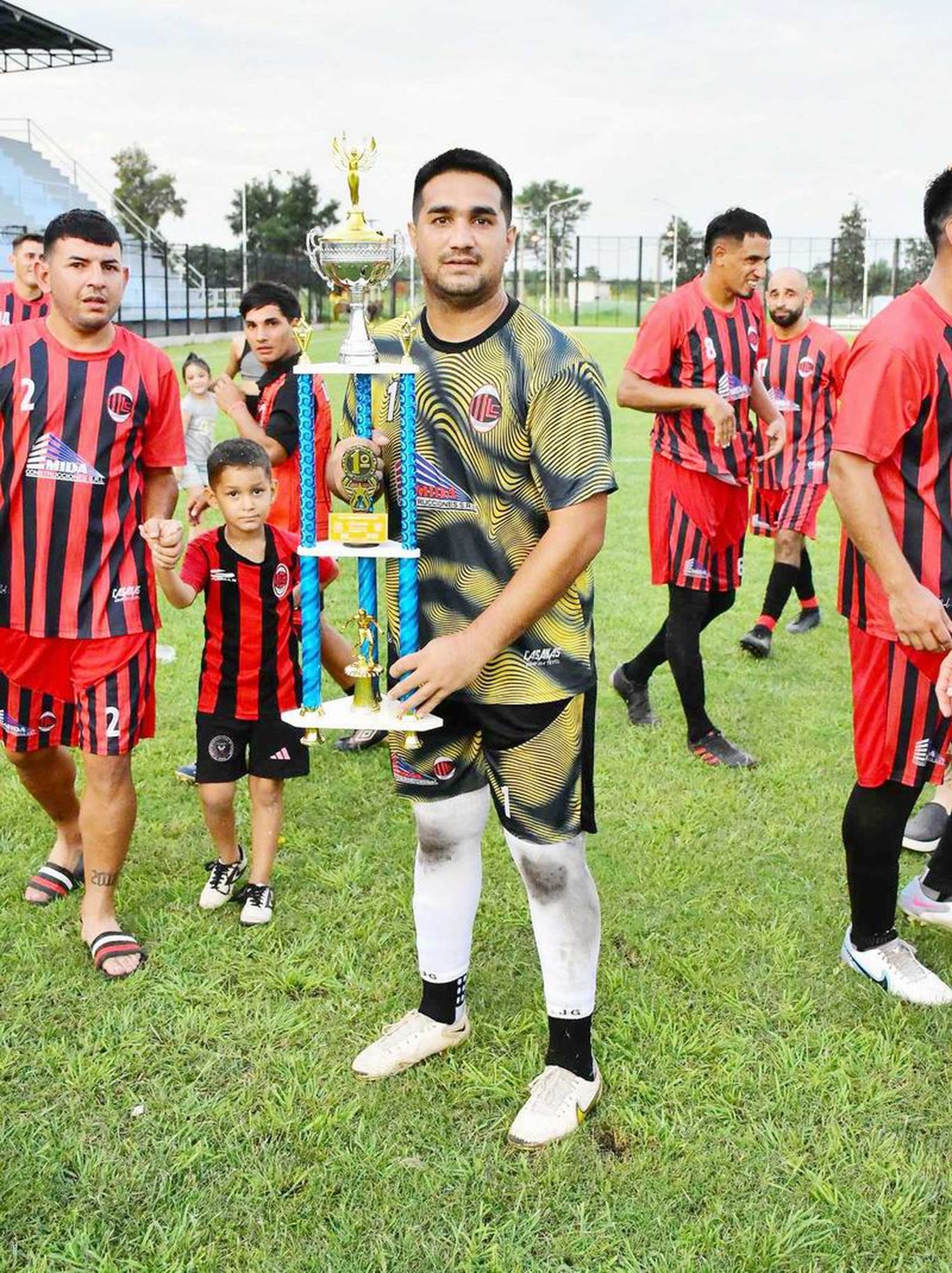 La Cuadra es el campeón
del torneo Anual de la B