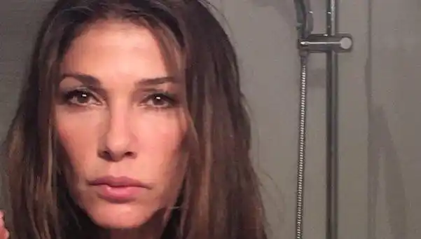 A Cathy Fulop le robaron hasta las bombachas de su coche