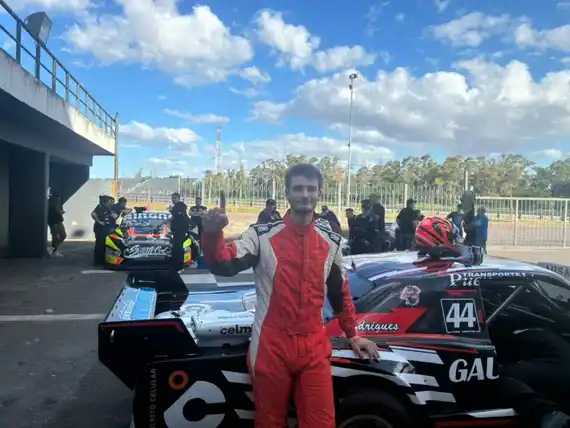 William Newing hizo la pole en el Gálvez