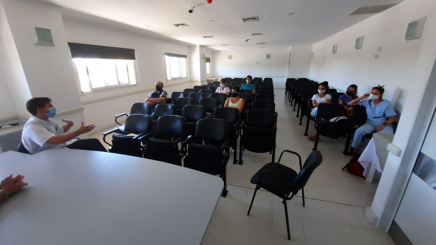 El Hospital Centenario sumó 18 voluntarios para rastrear y seguir contagiados