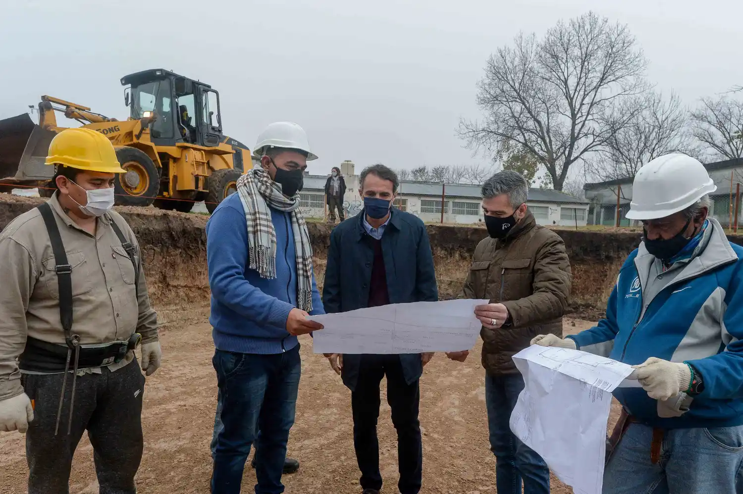 Hurlingham: Zabaleta y Katopodis recorrieron obra del nuevo Polideportivo de Villa Tesei