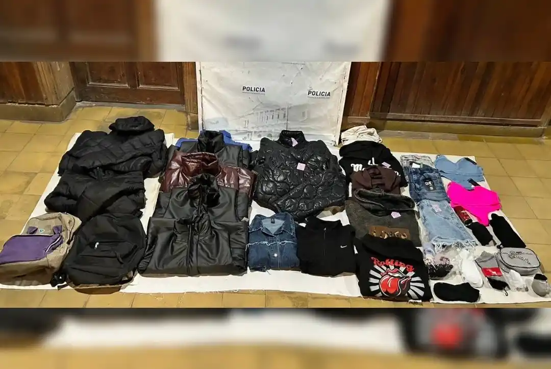 La ropa fue robada en el local denominado Martina Clothing.