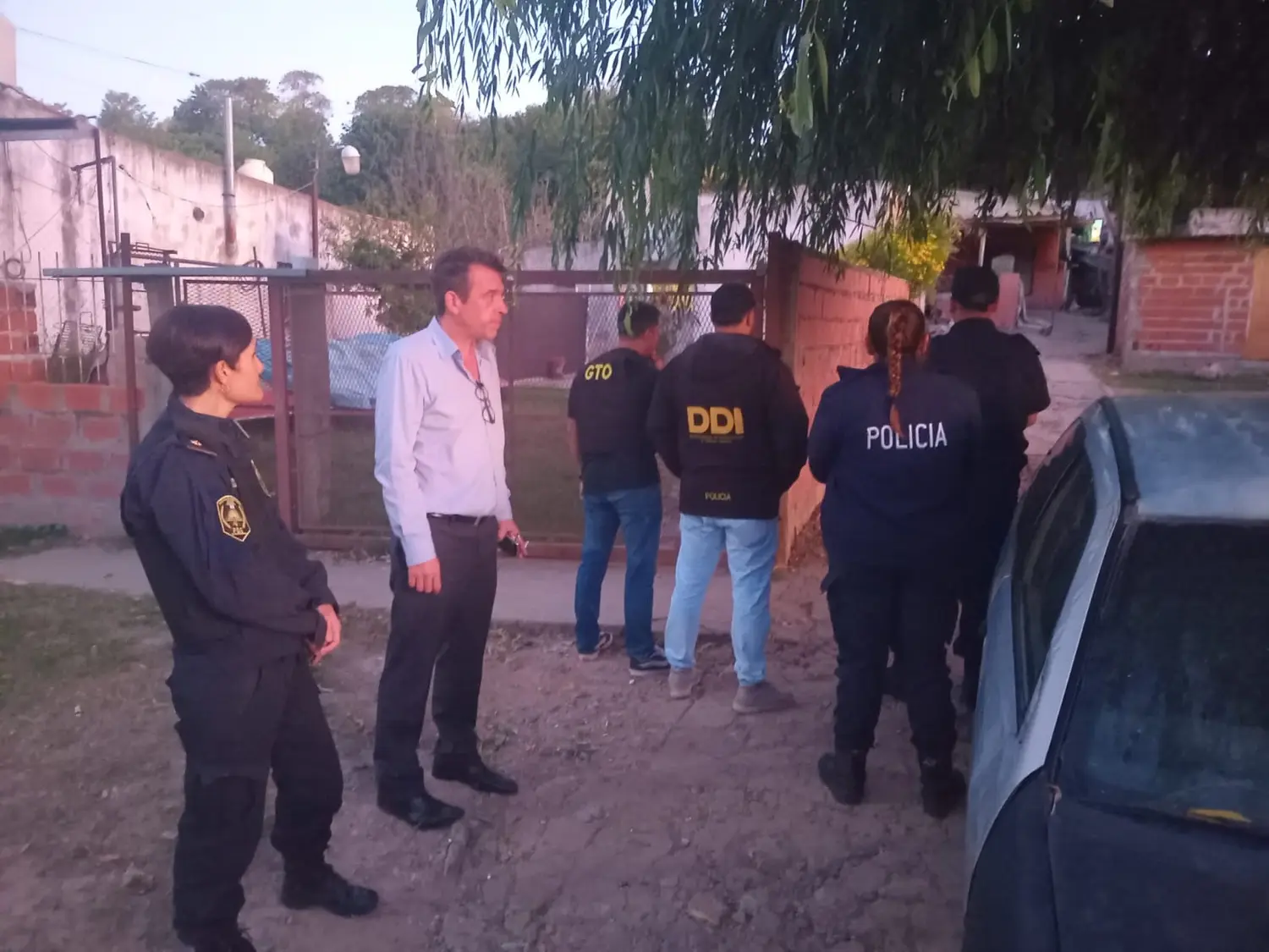 Personal policial encabezó el procedimiento, del que participó el saliente secretario de Seguridad, Carlos Farré.