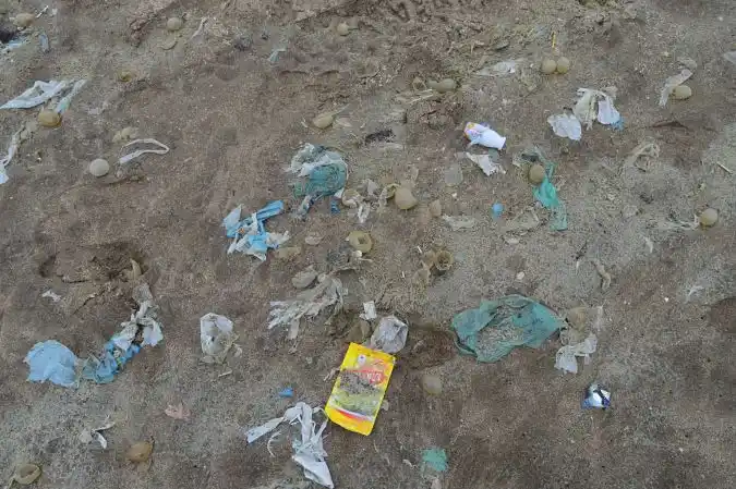 Preocupación por residuos plásticos pequeños en playas bonaerenses