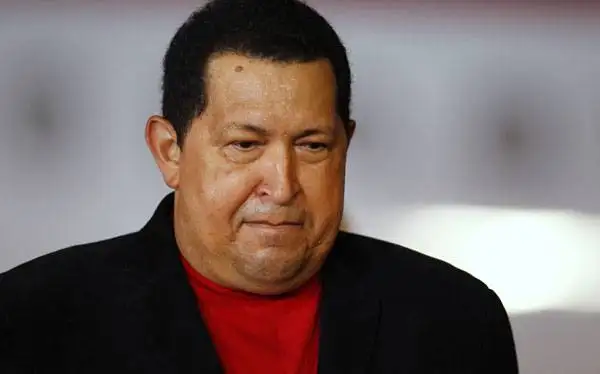 Chávez continúa padeciendo insuficiencia respiratoria