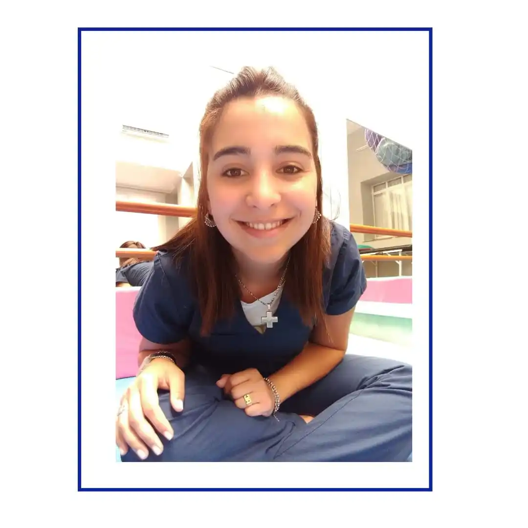 Antonella Coletti: Kinesióloga en CIR Consultorios Integrales