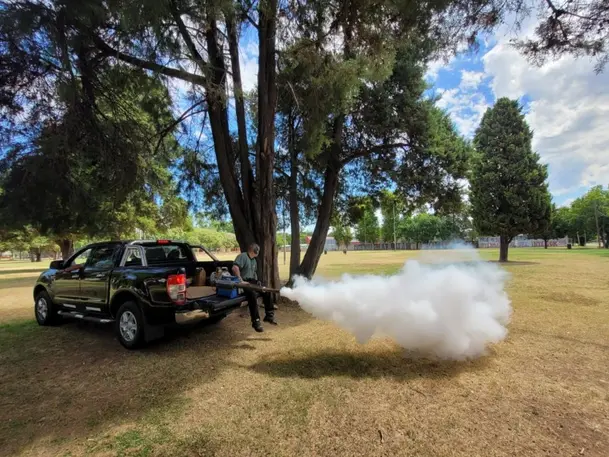 La Municipalidad continúa con las tareas de fumigación en Rosario