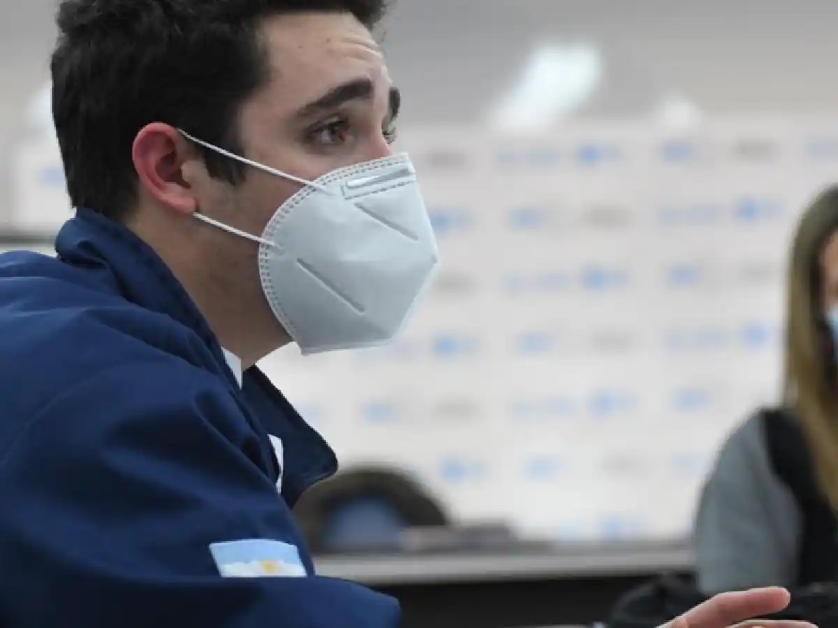 Detuvieron al falso médico del COE