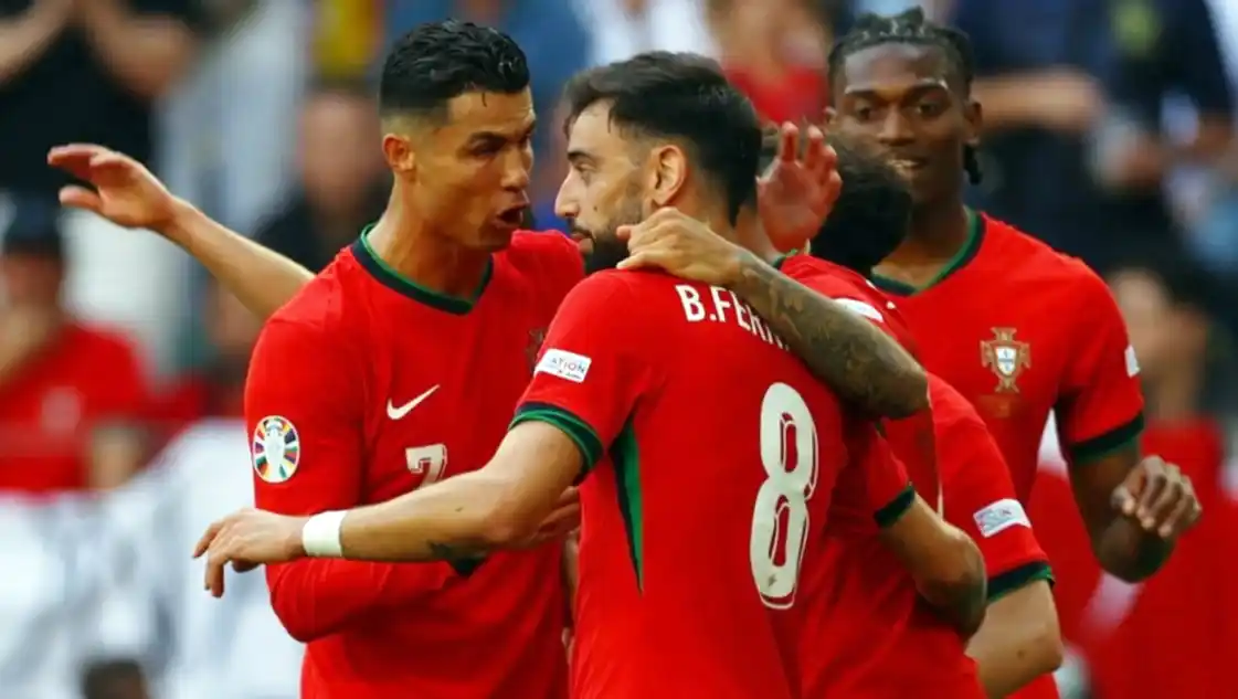 Eurocopa: Portugal goleó y ya está en los octavos de final