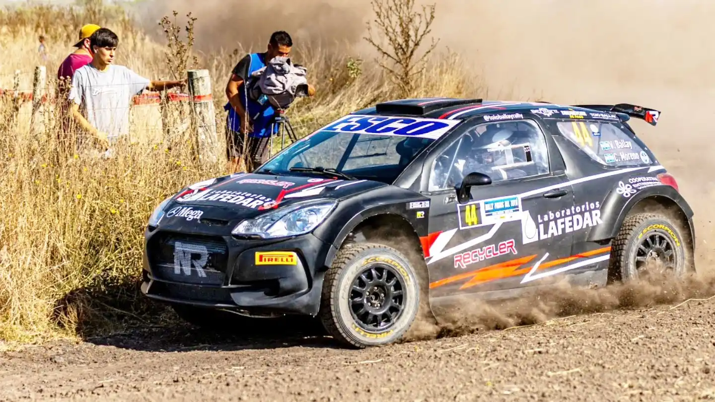 Federico Villagra celebró un triunfo contundente. “Toio” Ballay fue segundo en la RCMR y Nadia Cutro arribó sexta