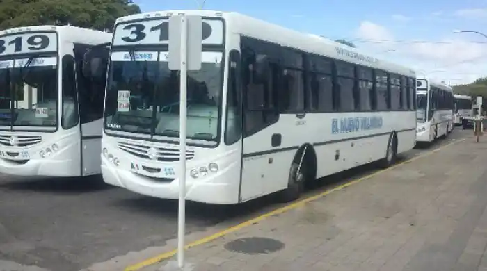 Micros entre Bahía Blanca y Punta Alta, un 40% más caros 