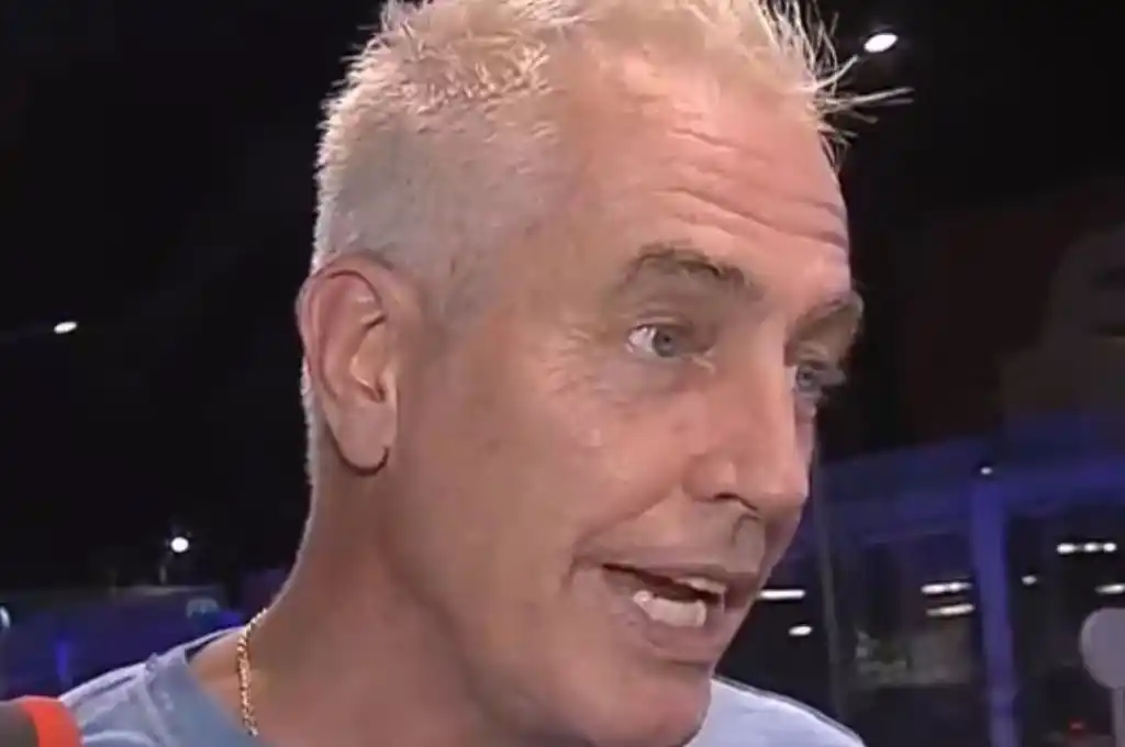 "Llegué un poquito tarde, me olvidé la mochila con el pasaporte y todo”