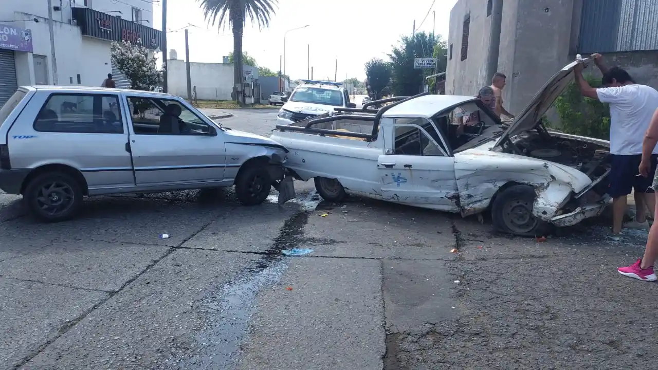 El siniestro se produjo en la esquina de Beiró y Patagonia.