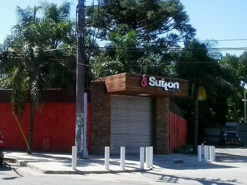 Bar Sutton