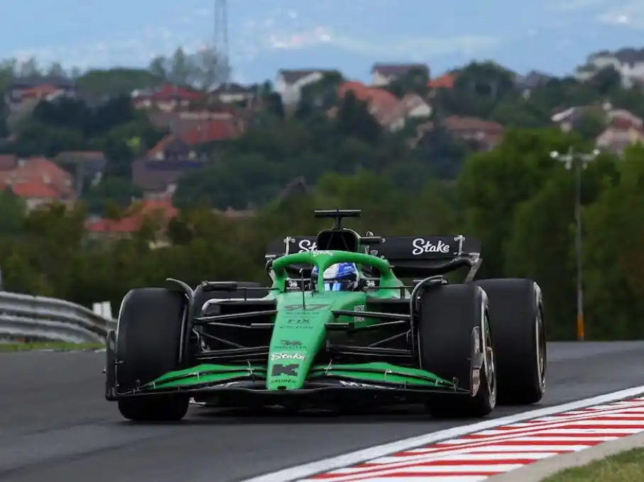 Colapinto tiene que ceder puesto por reglas de la FIA 4