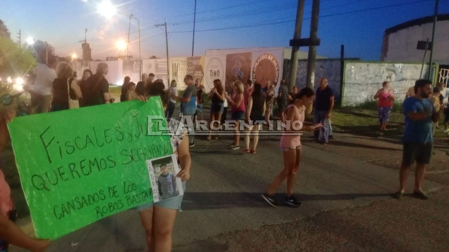 INSEGURIDAD BARRIO 338 - 3