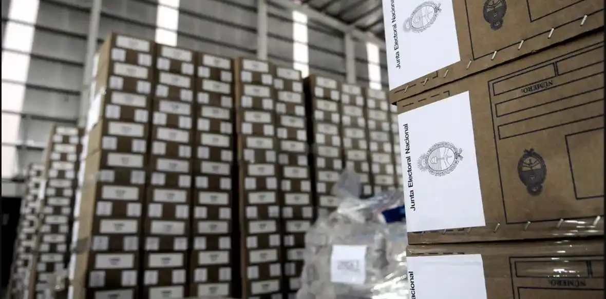 Boletas truchas y bolsones, maniobras que alertan a horas de las elecciones