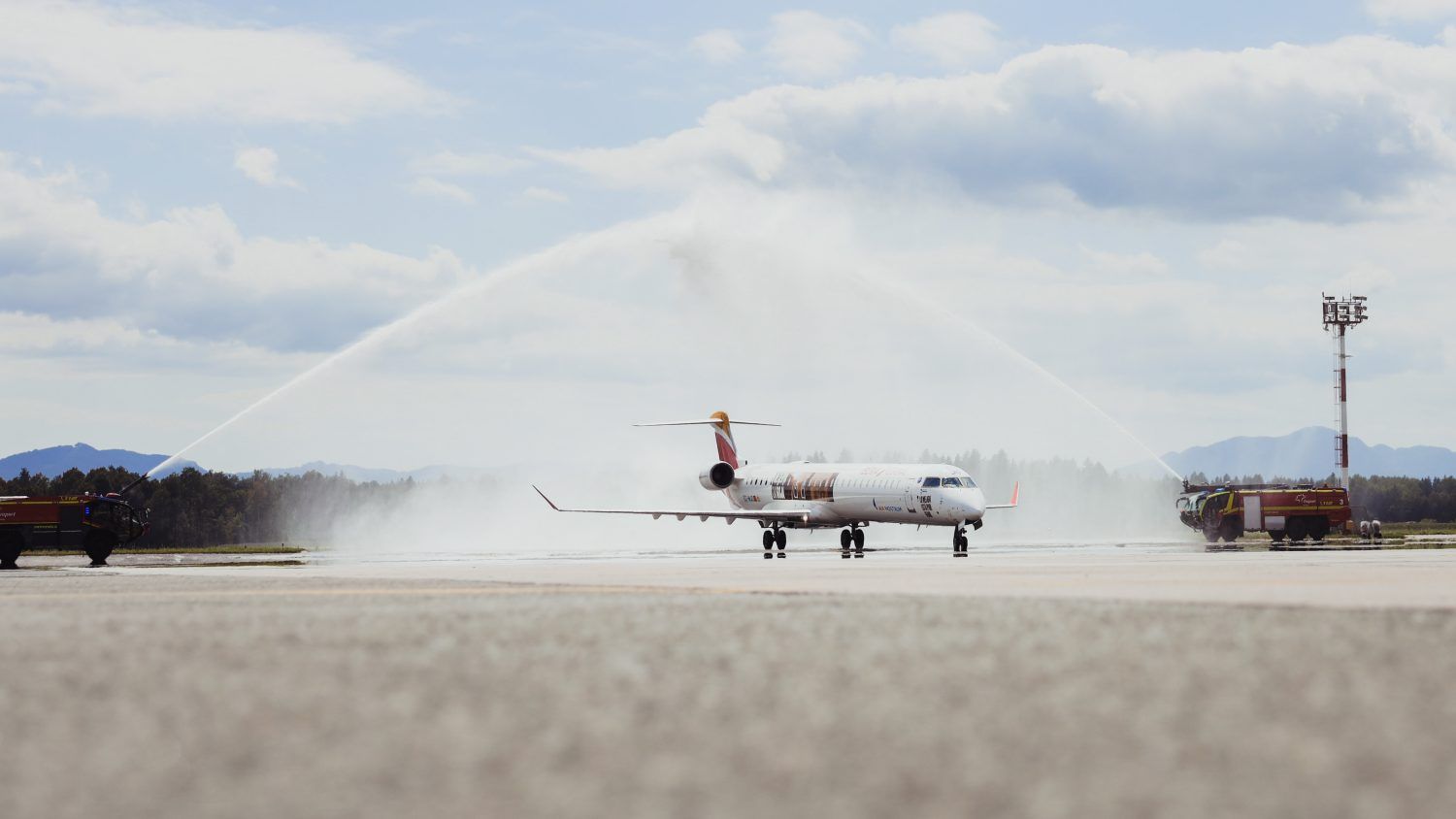 Iberia inauguró sus vuelos entre Madrid y Liubliana