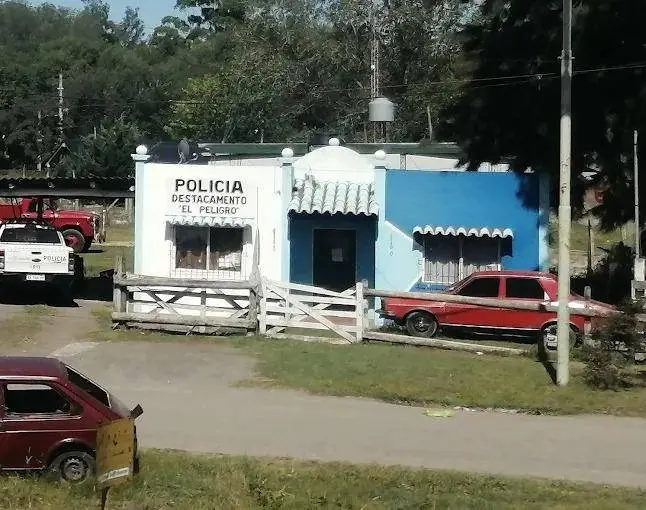 El destacamento platense donde trabaja la denunciante.