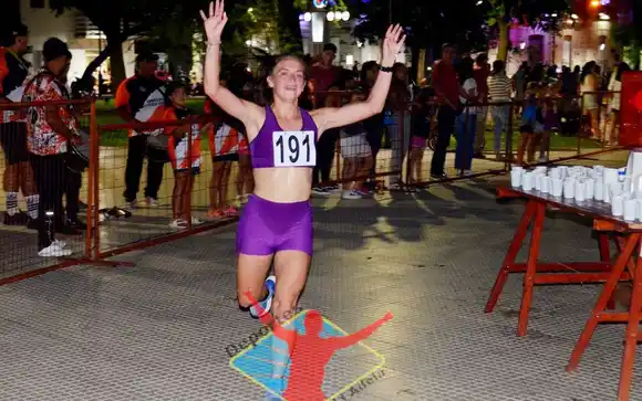 Greta Rodríguez y Juan Carlos Luqui ganaron la corrida de fin de Año