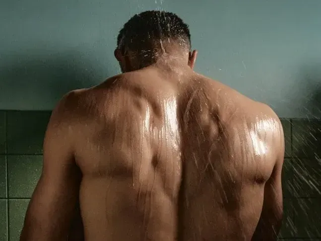 Trent Alexander-Arnold,calentó las redes en una campaña de Calvin Klein.