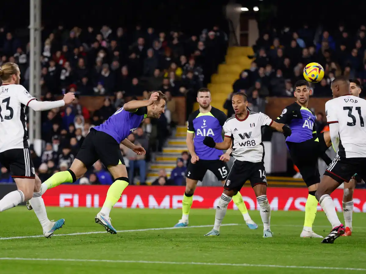 Tottenham sumó de a tres ante Fulham