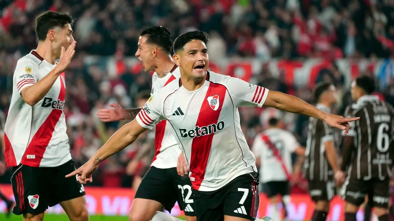 Maxi Salas debut y gol