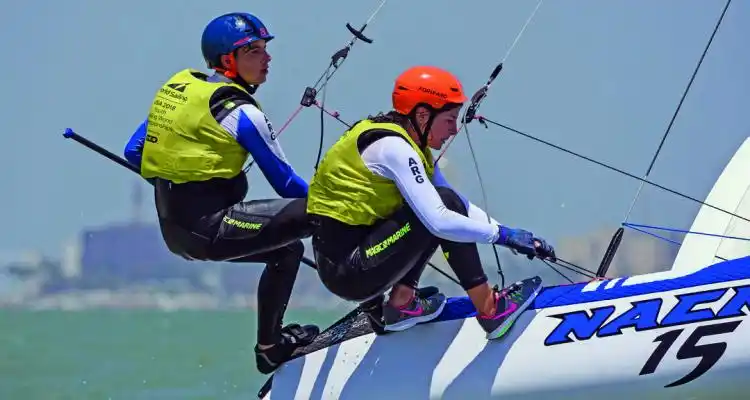 Dante Cittadini campeón mundial juvenil en nacra 15