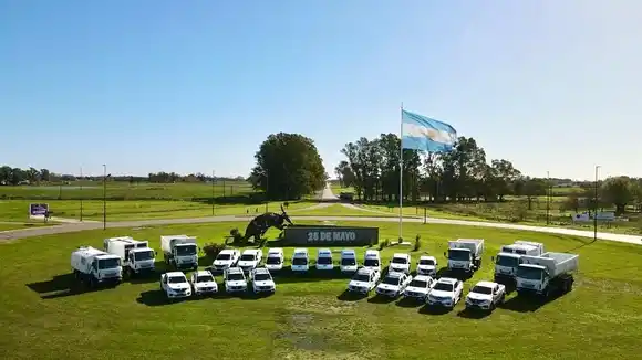 25 de Mayo concretó la mayor inversión en movilidad de su historia: en 17 meses, el municipio sumó 24 unidades nuevas