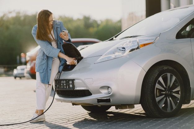 Nueva ordenanza en La Plata: Eximen del pago de patente y del Impuesto Automotor a vehículos híbridos y eléctricos